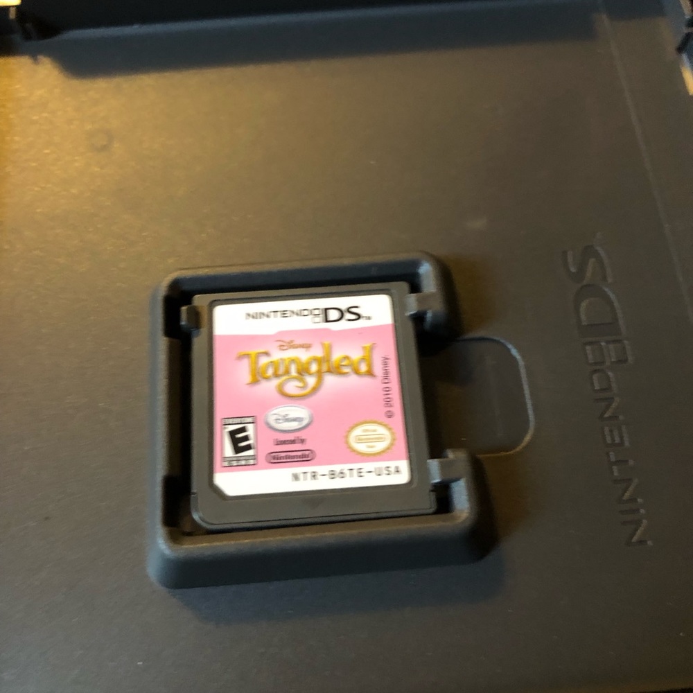 Disney Tangled - Nintendo DS Complete And Tested - Picture 2 of 4